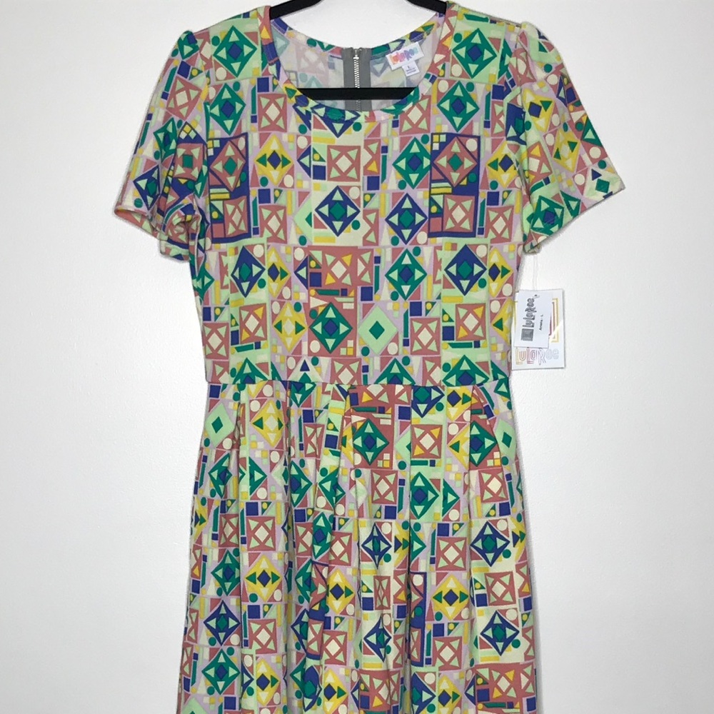 Lularoe Amelia - L - Pastel Geometric